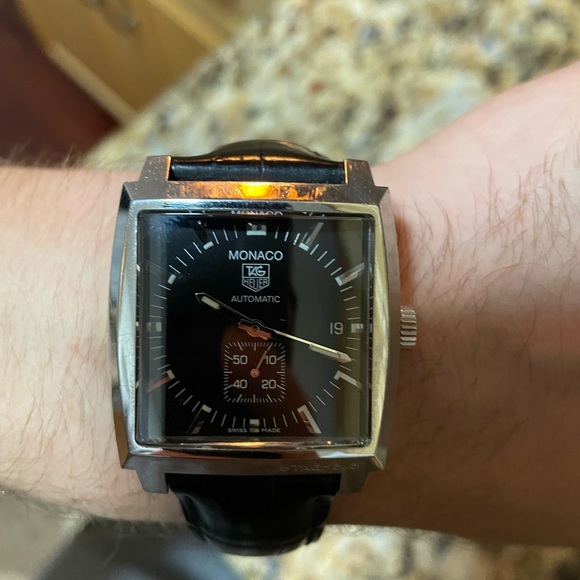 *SOLD* Tag Heuer Monaco Automatic + 3 straps - Picture 6 of 17